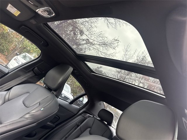 Used 2020 Volvo S60 T5 Momentum image 29