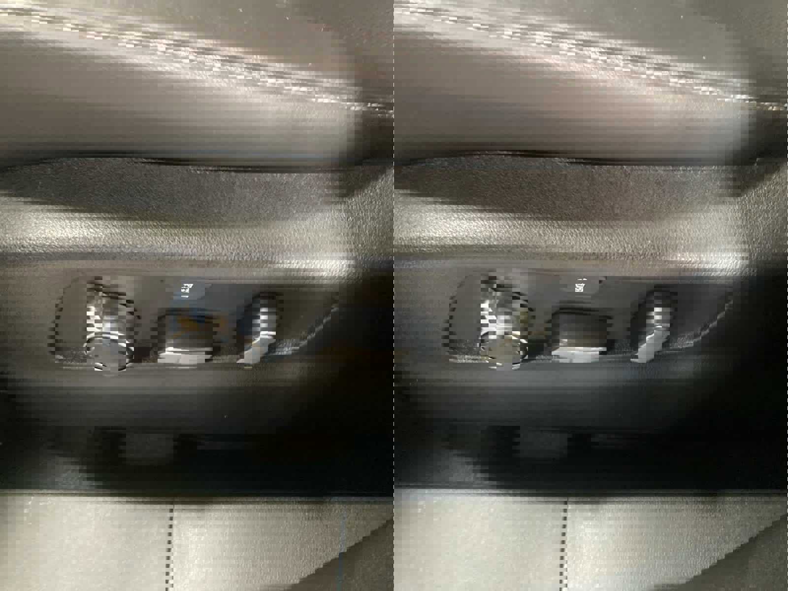 Used 2020 Cadillac XT4 Premium Luxury image 26