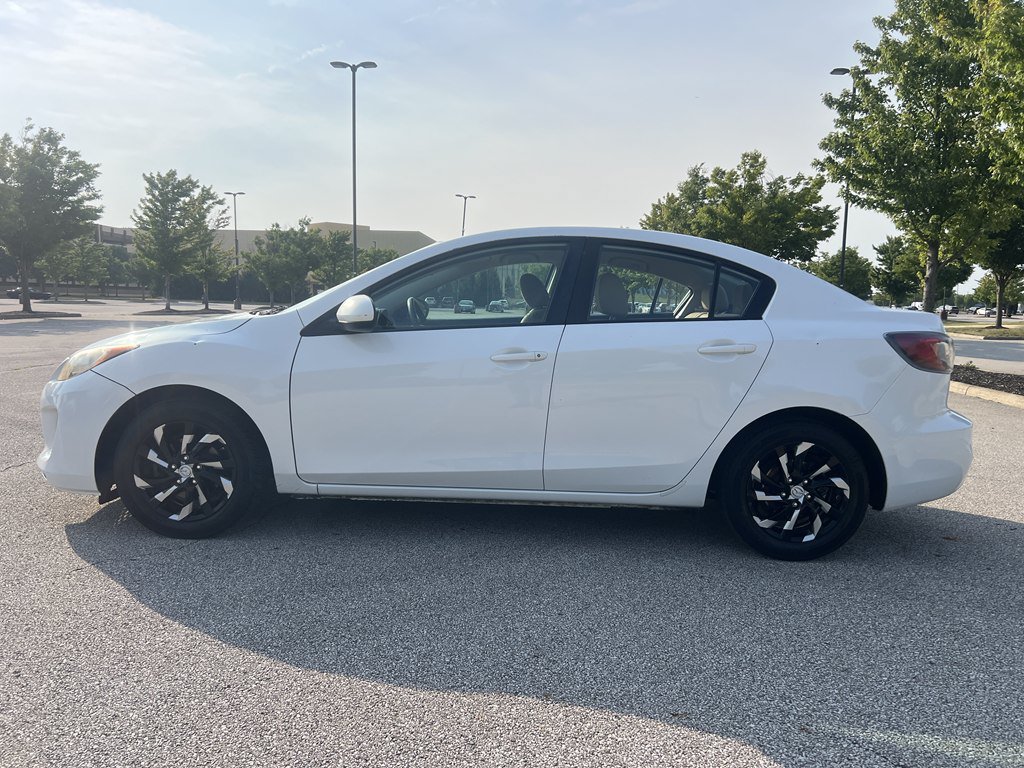 Used 2012 MAZDA MAZDA3 i Touring FWD image 2
