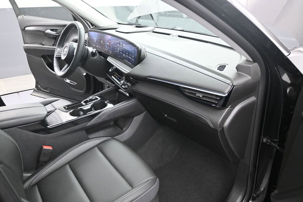 Used 2025 Buick Envision Preferred AWD/4WD image 25