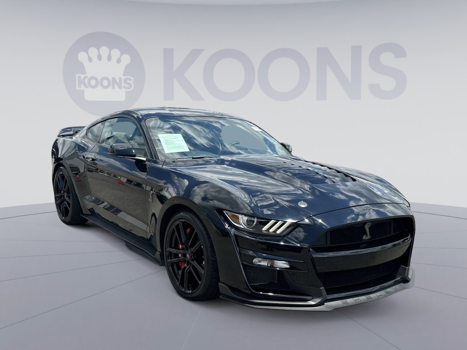 Used 2020 Ford Mustang Shelby GT500 w/ Technology Package RWD image 18