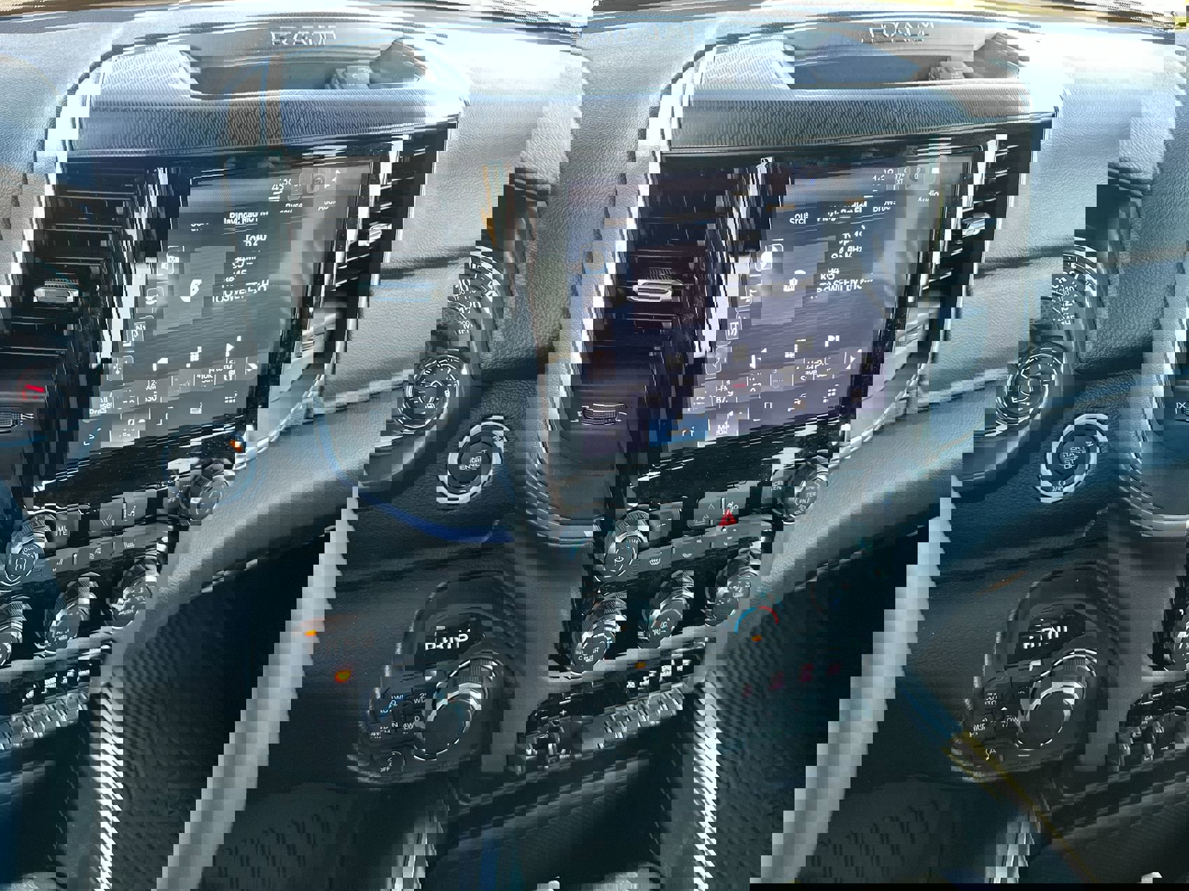 Used 2025 RAM 1500 Lone Star image 16