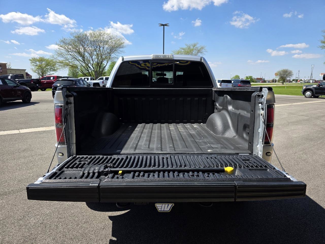 Used 2014 Ford F150 Raptor w/ Equipment Group 801A Luxury AWD/4WD image 16