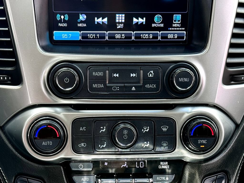 Used 2018 Chevrolet Suburban LT AWD/4WD image 31