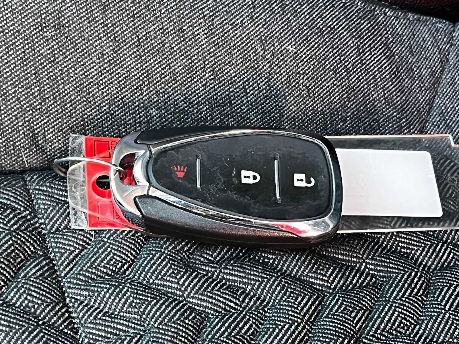 Used 2023 Chevrolet Equinox LT w/ LPO, Floor Liner Package image 32