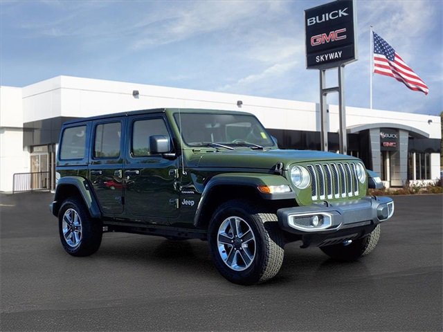 Used 2023 Jeep Wrangler Sahara w/ Cold Weather Group image 3