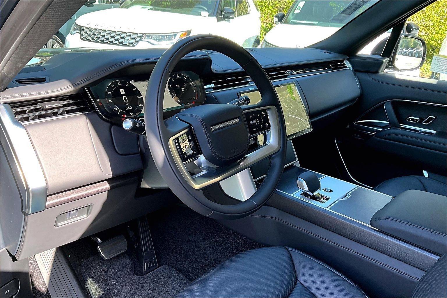 New 2026 Land Rover Range Rover SE AWD/4WD image 4