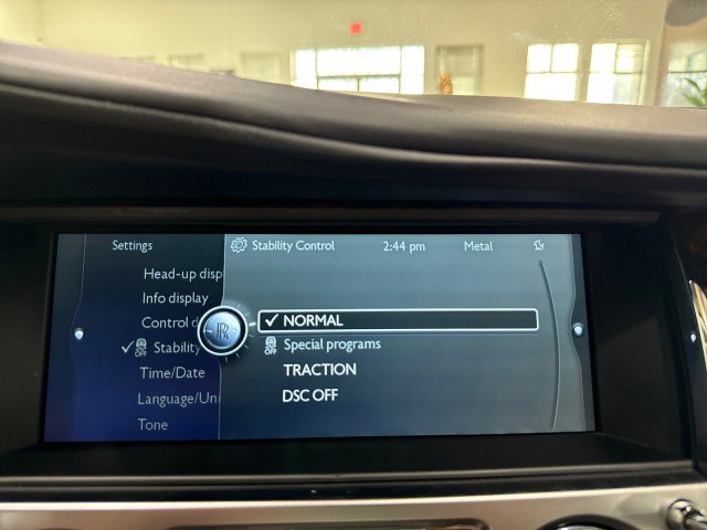 Used 2010 Rolls-Royce Ghost image 82