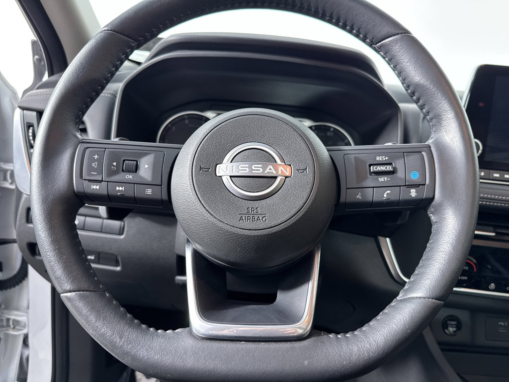 Used 2024 Nissan Rogue SV w/ SV Premium Package image 19