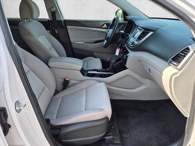 Used 2016 Hyundai Tucson SE w/ Option Group 02 FWD image 19