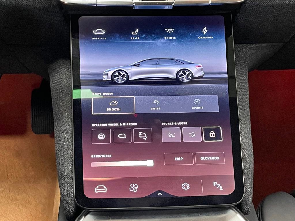 Used 2024 Lucid Air Touring image 30