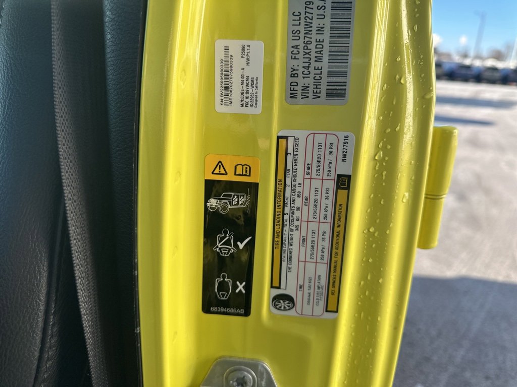 Used 2022 Jeep Wrangler Unlimited Sahara w/ Cold Weather Group image 13