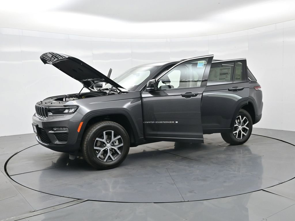 New 2025 Jeep Grand Cherokee Limited image 36