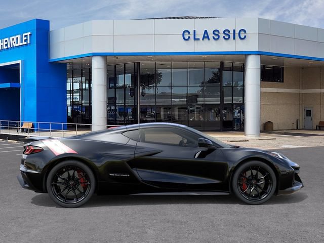 New 2027 Chevrolet Corvette Grand Sport w/ Z52 Sport Performance Package RWD image 5