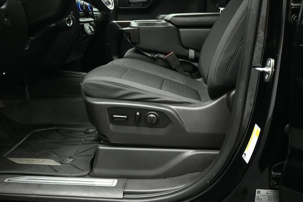 Used 2020 Chevrolet Silverado 1500 LT w/ All-Star Edition RWD image 9