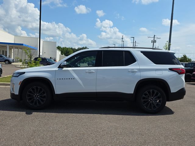 Used 2023 Chevrolet Traverse RS AWD/4WD image 6