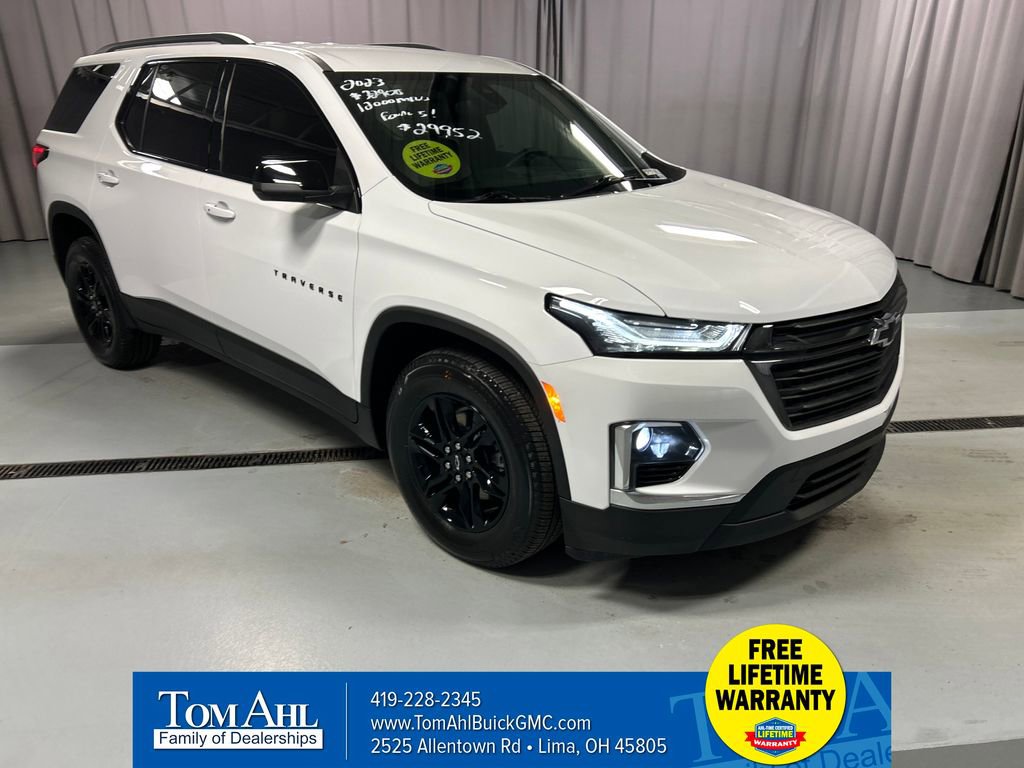 Used 2023 Chevrolet Traverse LS w/ Midnight/Sport Edition image 1