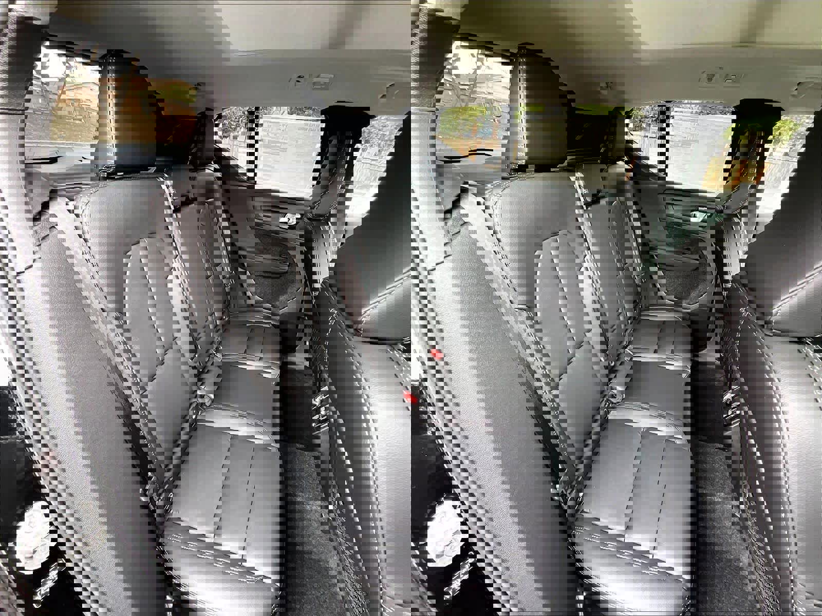 New 2026 Volvo XC40 B4 Core w/ Climate Package image 27