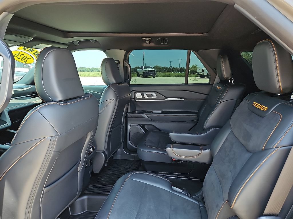 Used 2026 Ford Explorer Tremor w/ Tremor Ultimate Package AWD/4WD image 18