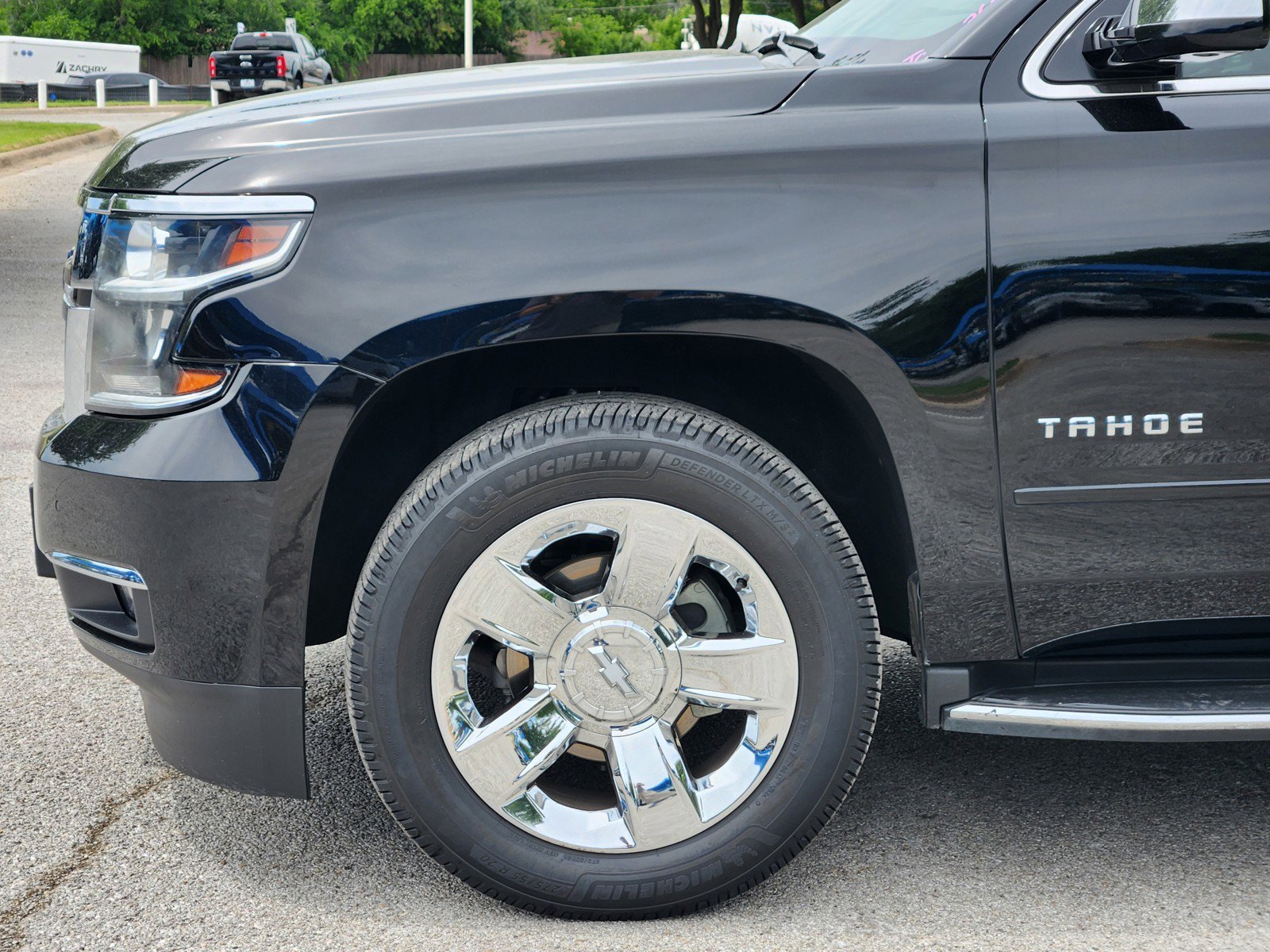 Used 2018 Chevrolet Tahoe Premier AWD/4WD image 28