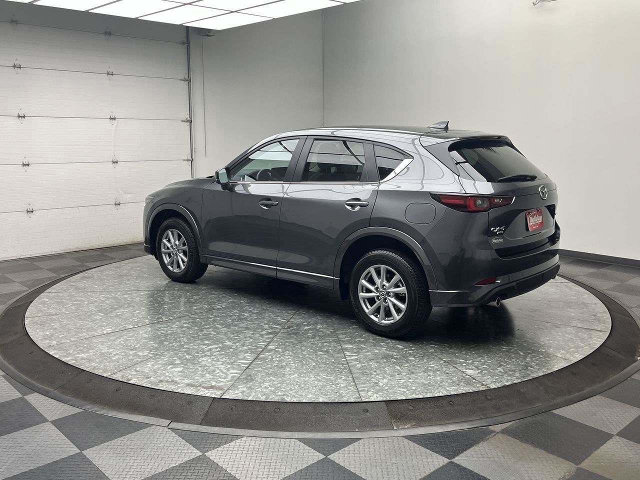 Certified 2025 MAZDA CX-5 AWD 2.5 S w/ Preferred Package image 2