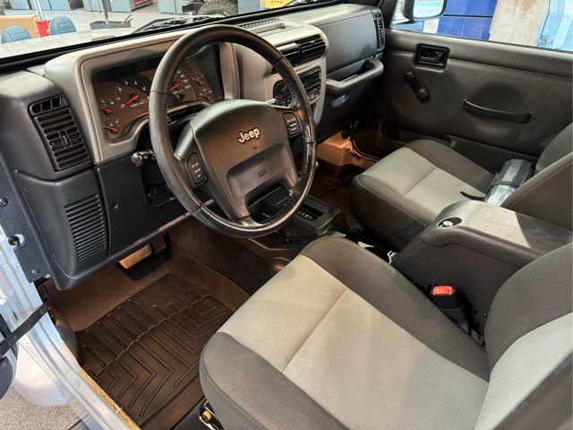 Used 2005 Jeep Wrangler Unlimited image 15