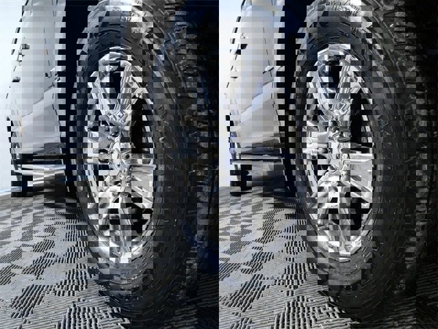 Certified 2017 Ford F150 XLT w/ Equipment Group 302A Luxury image 2