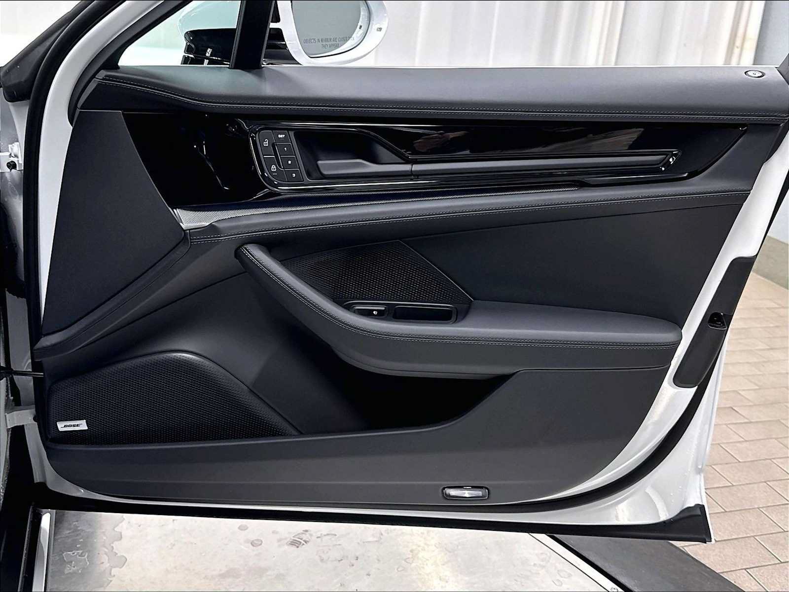 New 2026 Porsche Panamera 4 AWD/4WD image 27