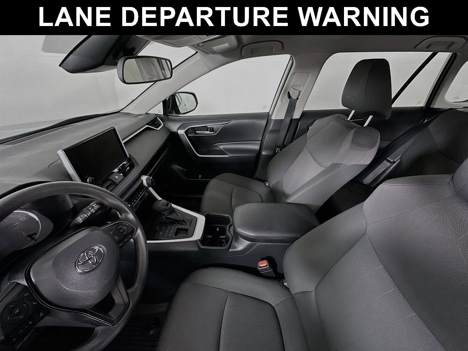 Certified 2025 Toyota RAV4 XLE AWD/4WD image 5