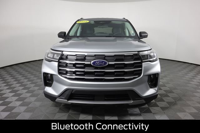 Certified 2025 Ford Explorer Active w/ Active Comfort Package AWD/4WD image 10