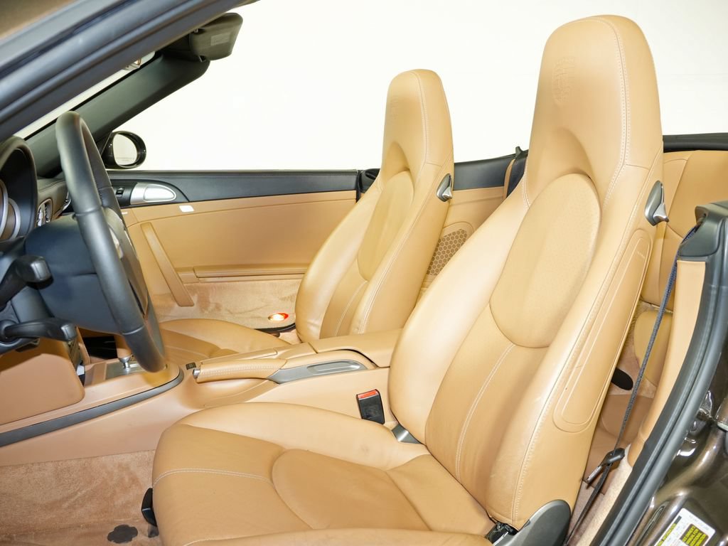 Used 2008 Porsche 911 Carrera RWD image 4