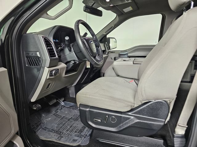 Used 2015 Ford F150 XLT w/ Equipment Group 302A Luxury AWD/4WD image 22