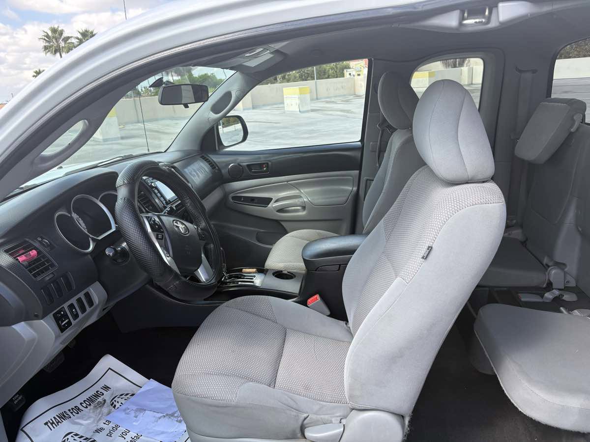 Used 2015 Toyota Tacoma 2WD Access Cab image 17