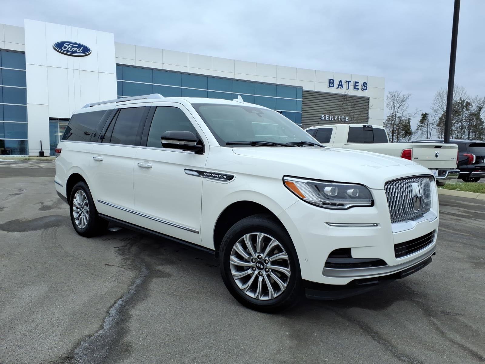 Used 2024 Lincoln Navigator L 4WD