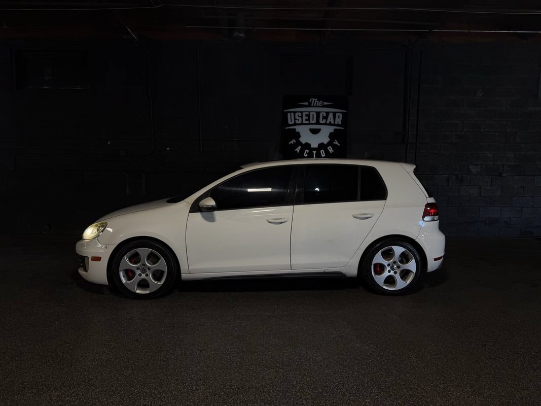Used 2010 Volkswagen GTI 4-Door FWD image 2