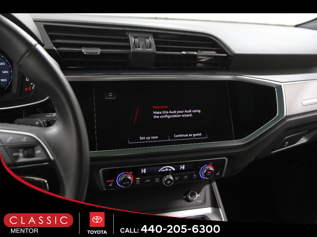 Used 2025 Audi Q3 2.0T Premium image 9