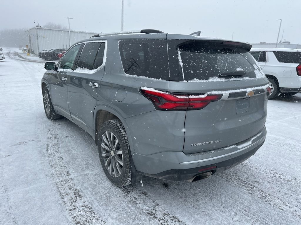 Used 2023 Chevrolet Traverse Premier image 9