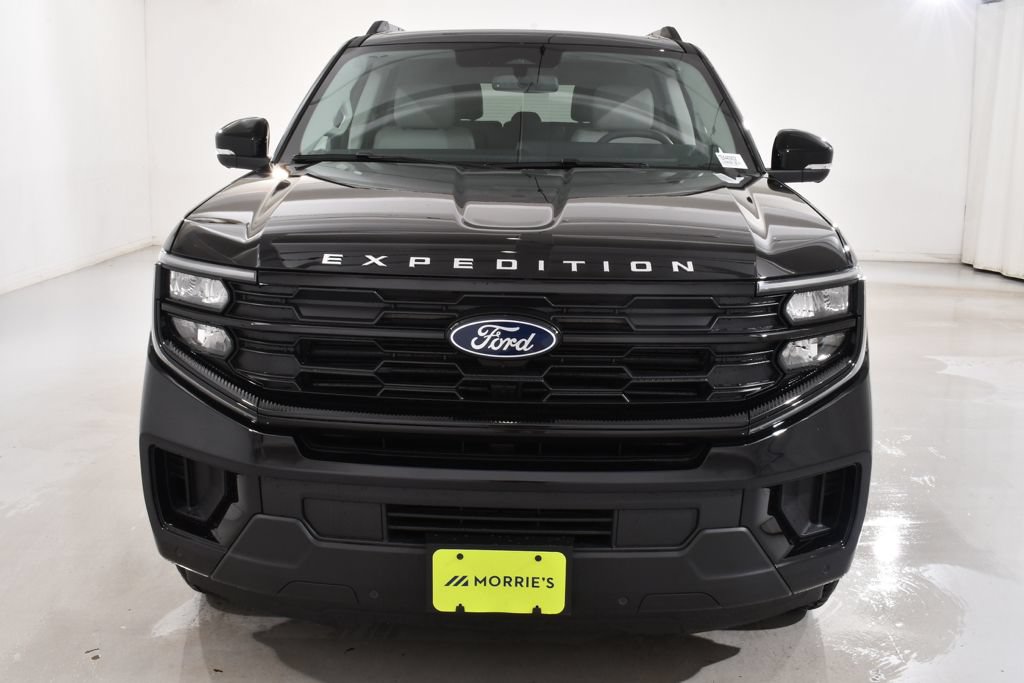 New 2026 Ford Expedition Active AWD/4WD image 3