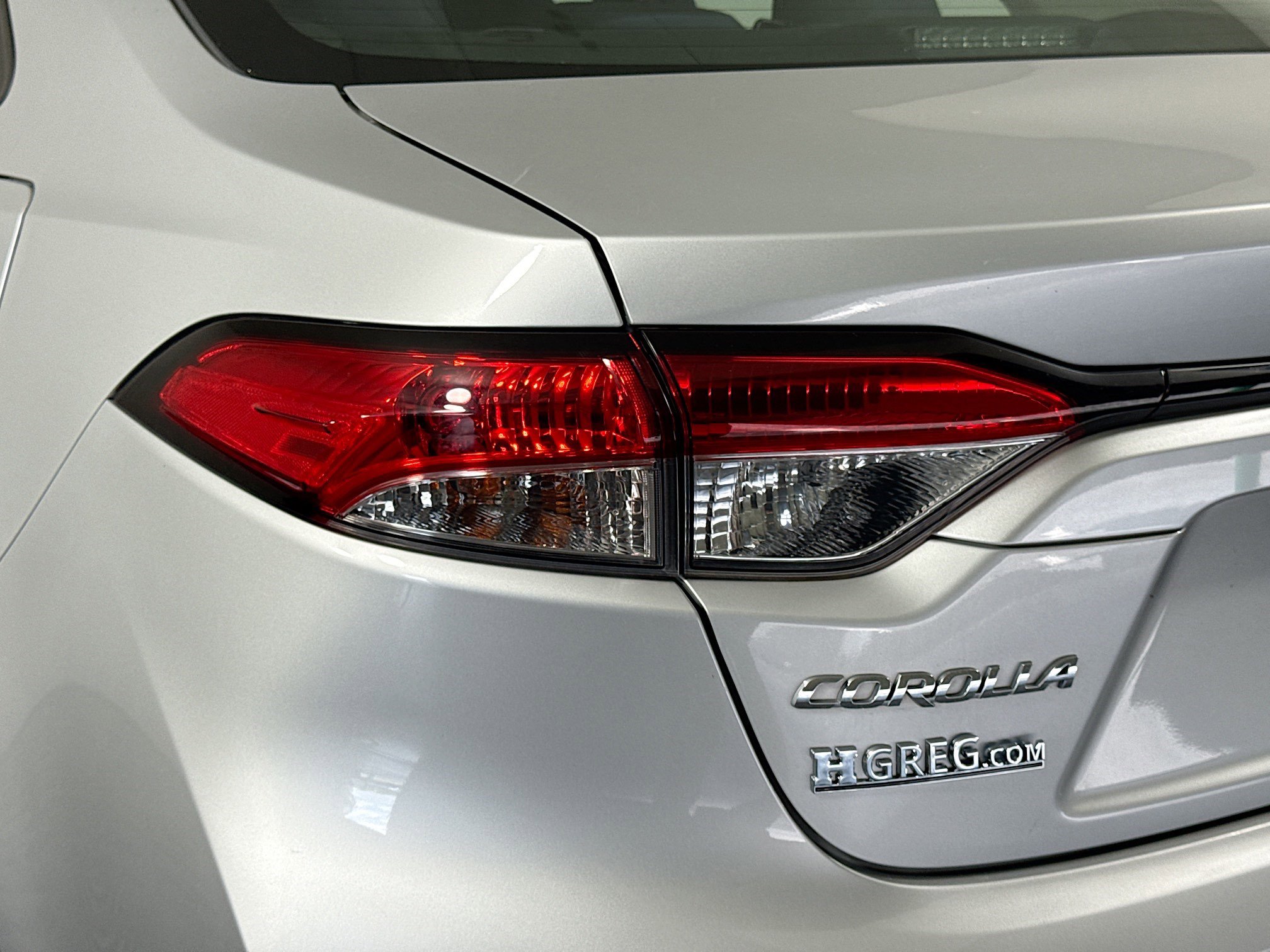 Used 2021 Toyota Corolla LE FWD image 35