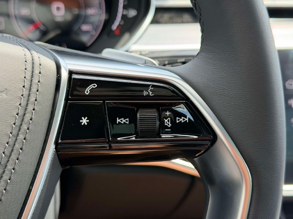 New 2026 Audi A8 L 3.0T AWD/4WD image 20
