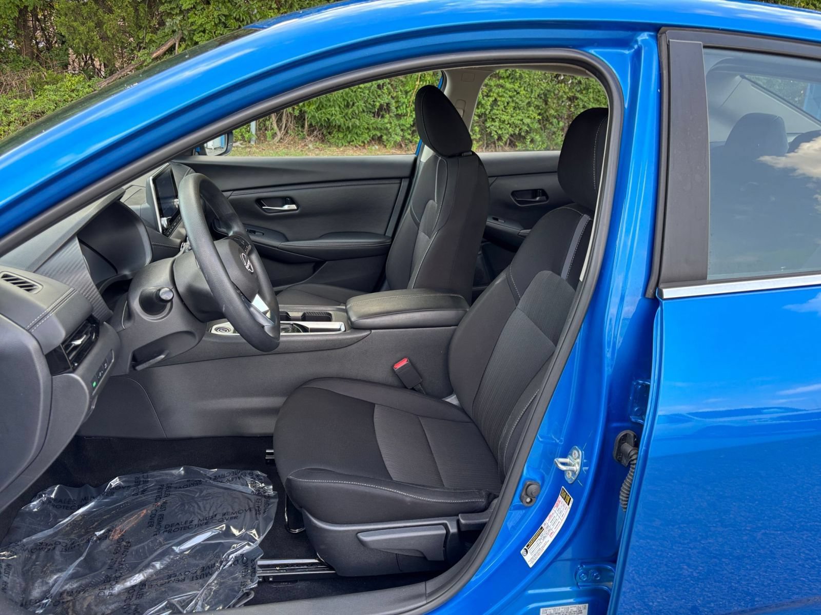 Used 2025 Nissan Sentra SV FWD image 20