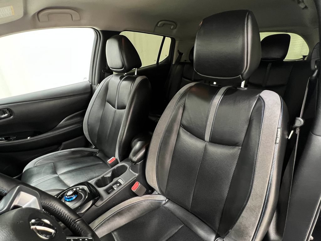 Used 2018 Nissan Leaf SL w/ SL Technology Package FWD image 14