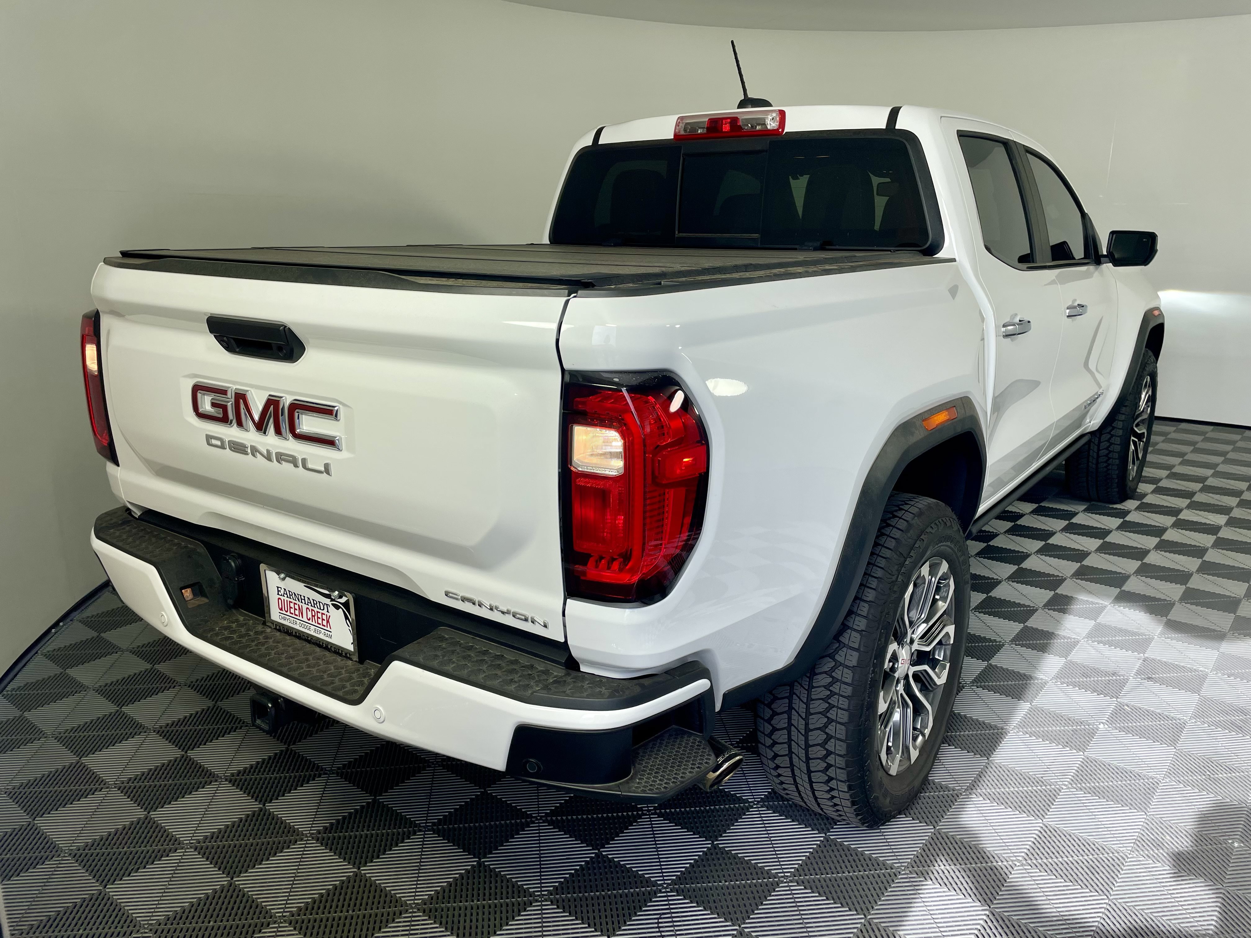 Used 2026 GMC Canyon Denali AWD/4WD image 5