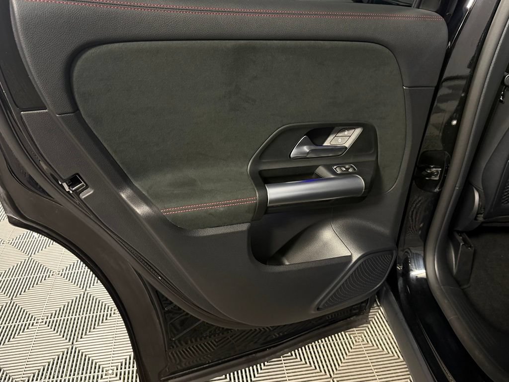 Used 2023 Mercedes-Benz GLA 35 AMG 4MATIC image 24