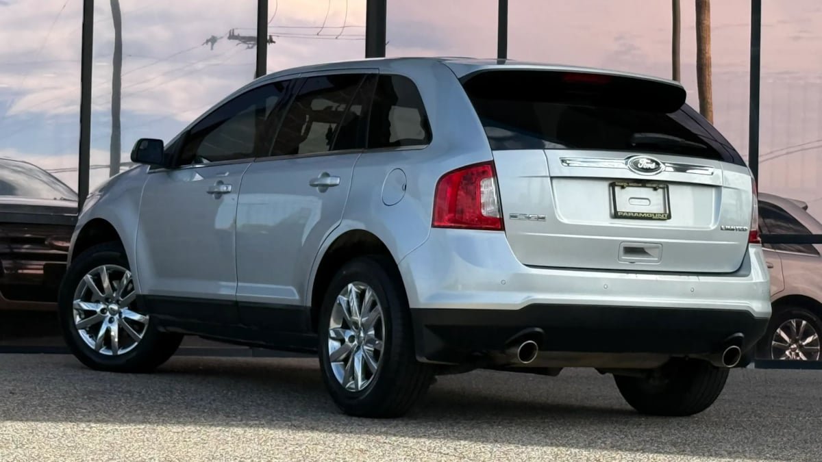 Used 2013 Ford Edge Limited FWD image 7