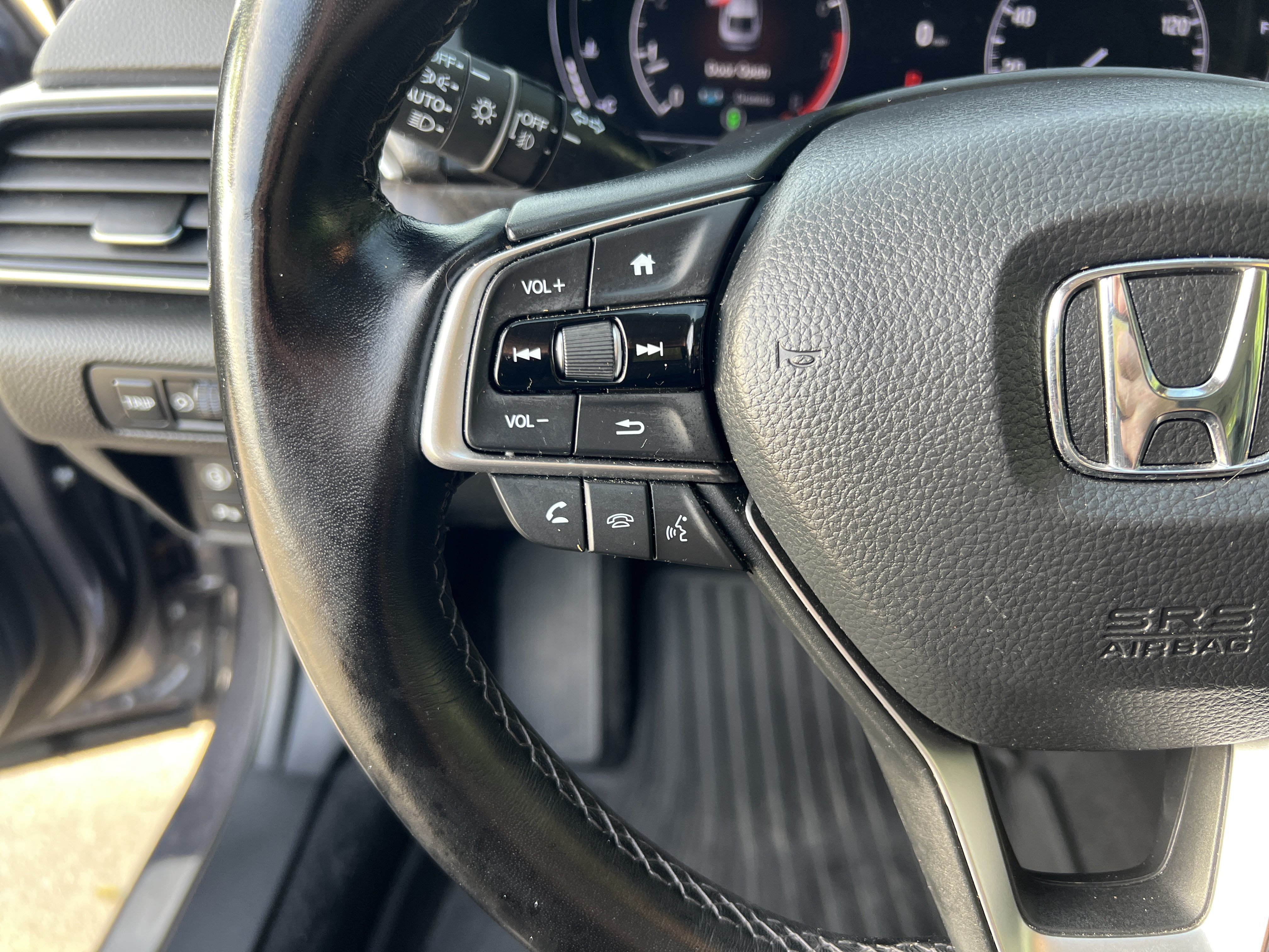 Used 2021 Honda Accord EX-L image 17