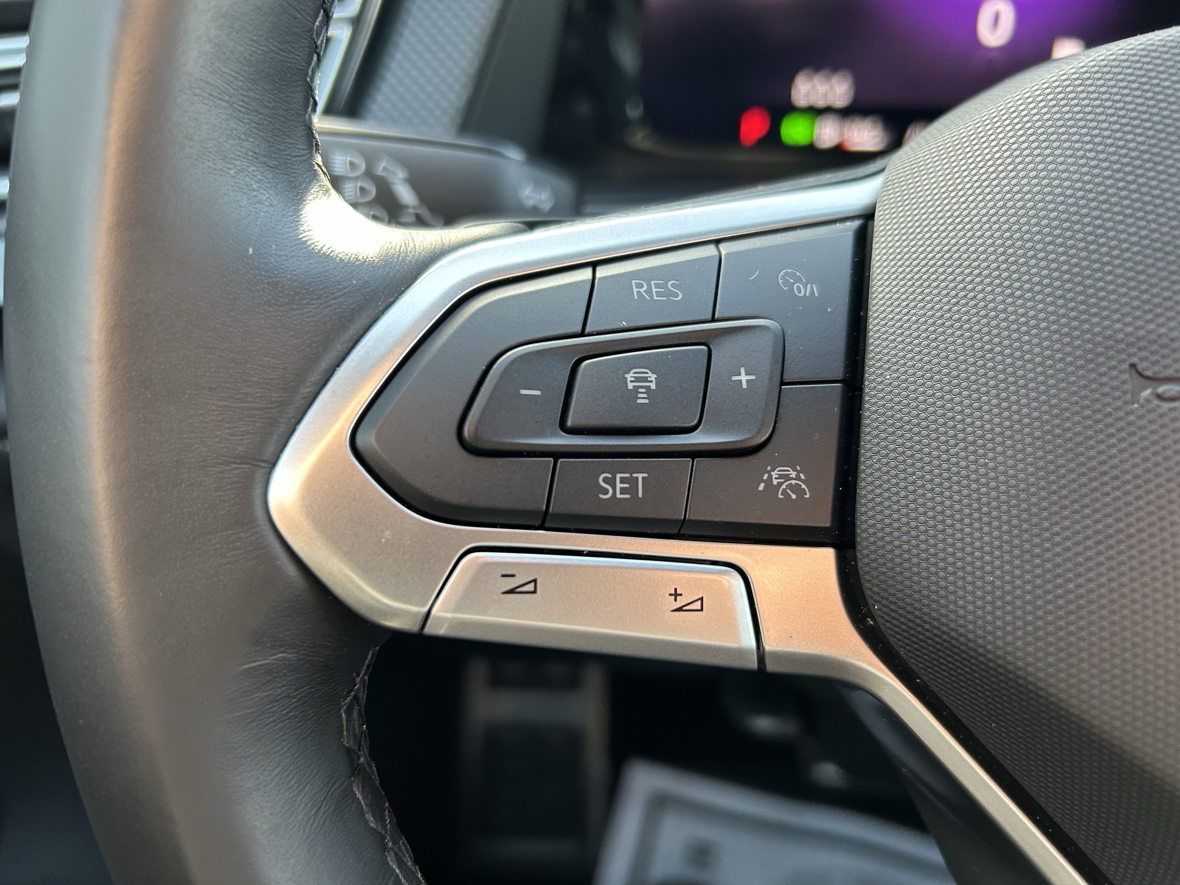 New 2026 Volkswagen Atlas Cross Sport SEL Premium R-Line image 19