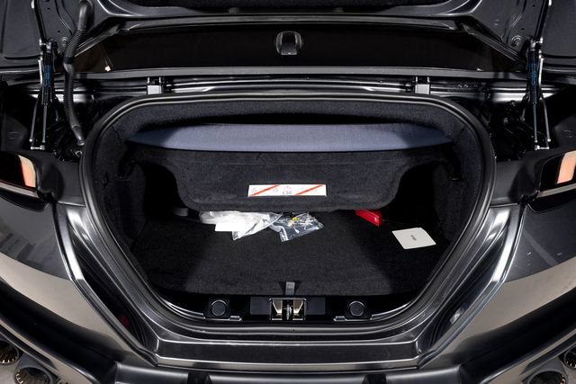 Certified 2026 Ferrari Roma Spider RWD image 9