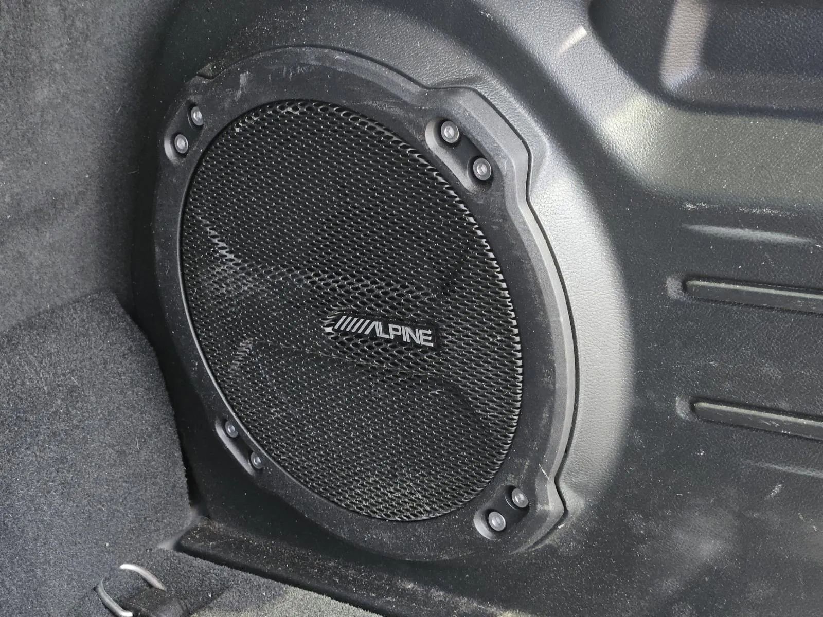 Used 2023 Jeep Wrangler Sahara image 10