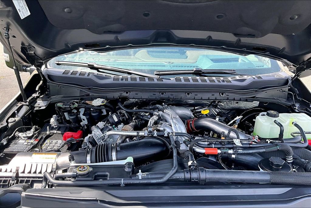 New 2026 Ford F250 4x4 Crew Cab Super Duty image 11